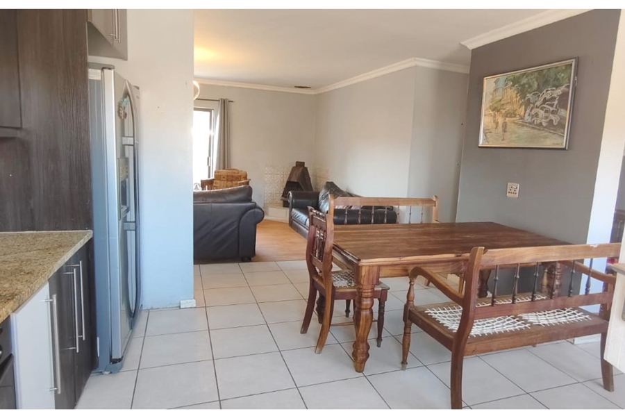 To Let 3 Bedroom Property for Rent in Pacaltsdorp Western Cape